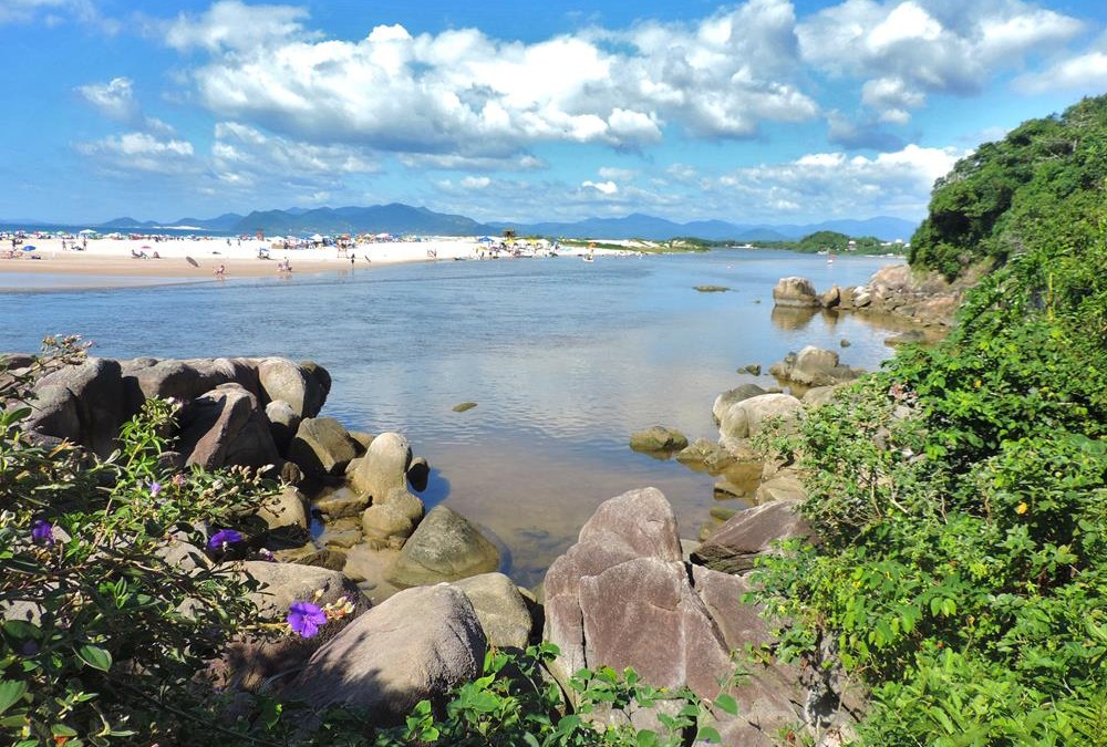 Acampando na Guarda do Embaú (SC)